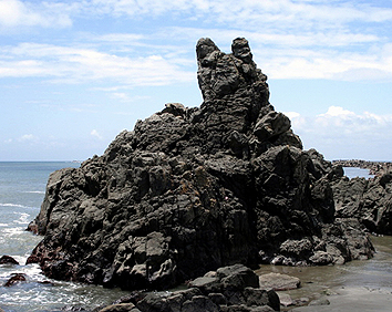 Inuiwa Dog Rock